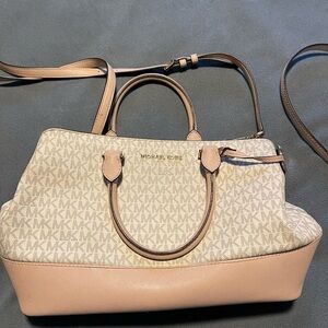 COPY - Micheal Kors Handbag blush pink